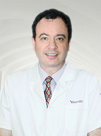 亚历克斯·吉拉德